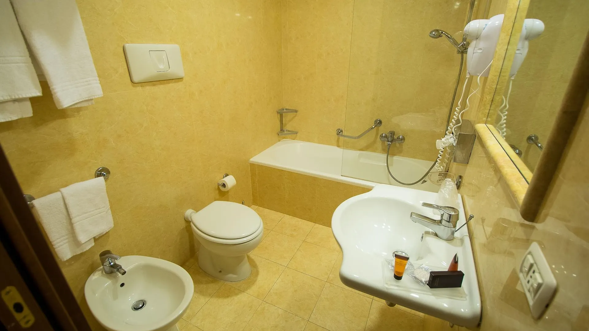 Hotel Della Valle Агридженто