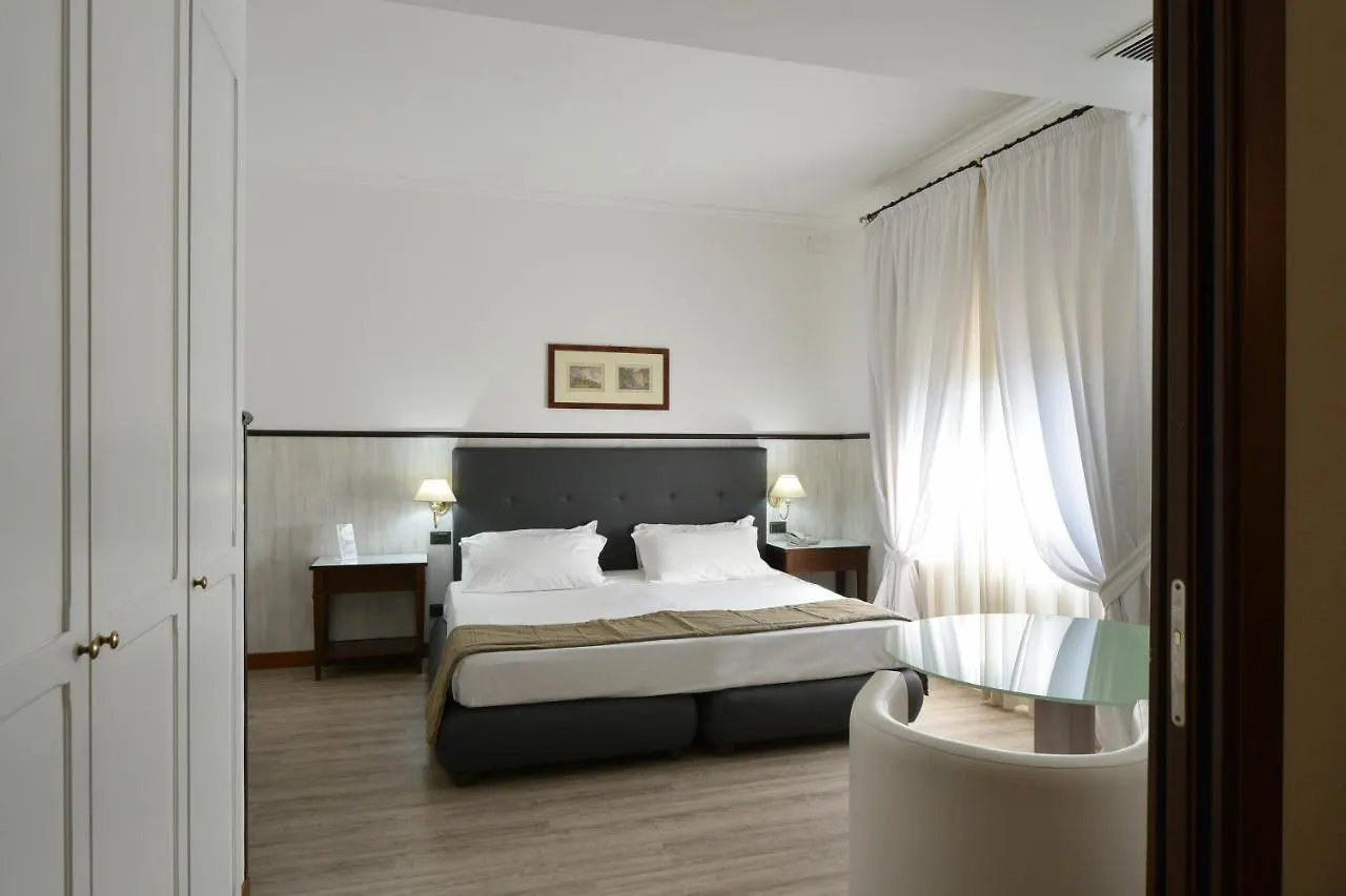Hotel Della Valle Агридженто 4*,